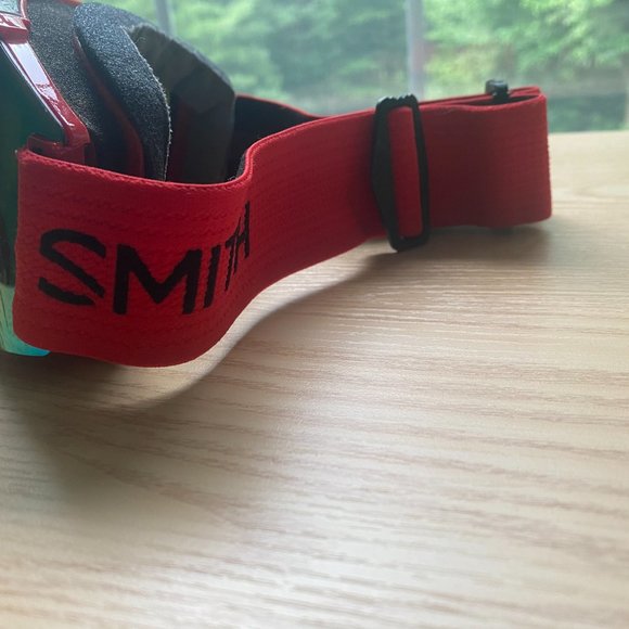 SMITH OPTICS REFLECTIVE SKI GOGGLES - Picture 4 of 9